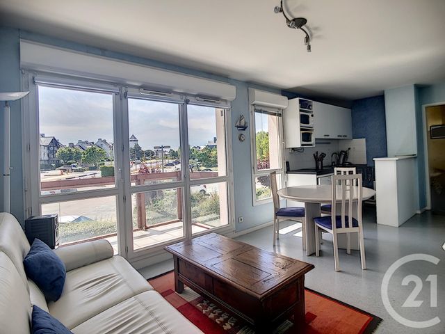 Appartement T3 à vendre - 3 pièces - 46.31 m2 - ARZON - 56 - BRETAGNE - Century 21 Ar'Zon Immobilier Appartement T3 à vendre - 3 pièces - 46.31 m2 - ARZON - 56 - BRETAGNE - Century 21 Ar'Zon Immobilier