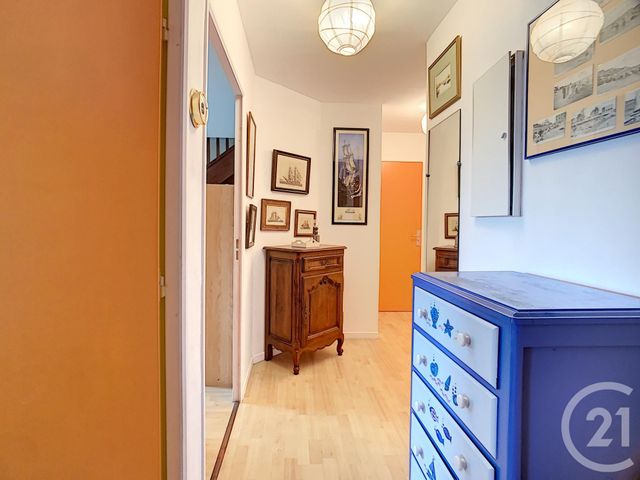Appartement à vendre - 3 pièces - 50.37 m2 - ARZON - 56 - BRETAGNE - Century 21 Ar'Zon Immobilier Appartement à vendre - 3 pièces - 50.37 m2 - ARZON - 56 - BRETAGNE - Century 21 Ar'Zon Immobilier