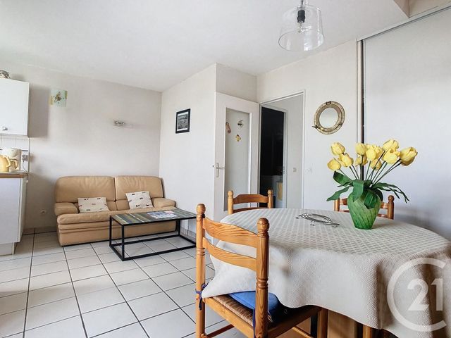 Appartement T4 à vendre - 4 pièces - 49.62 m2 - ARZON - 56 - BRETAGNE - Century 21 Ar'Zon Immobilier