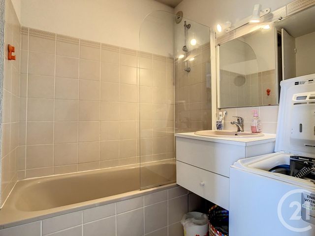 Appartement T4 à vendre - 4 pièces - 49.62 m2 - ARZON - 56 - BRETAGNE - Century 21 Ar'Zon Immobilier