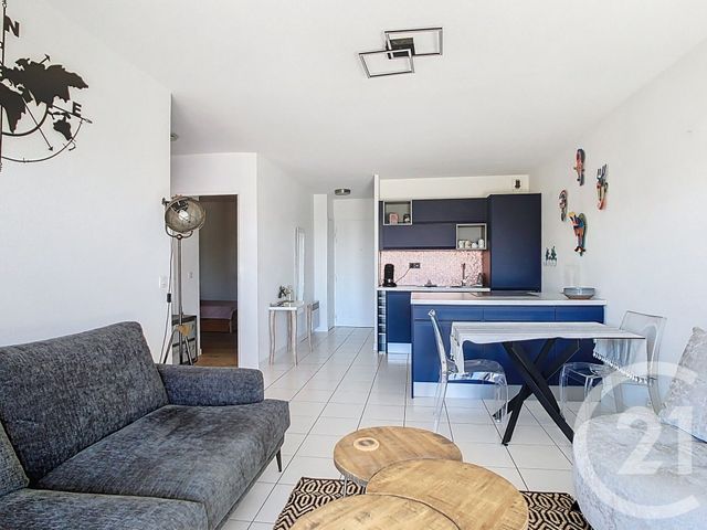 Afficher la photo en grand Appartement F3 à vendre - 3 pièces - 54.37 m2 - ARZON - 56 - BRETAGNE - Century 21 Ar'Zon Immobilier